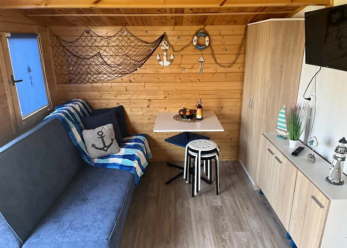 Swojskie Chatki - Marynarska Vakantiehuis *