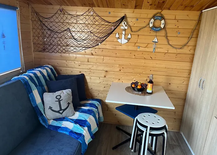 Swojskie Chatki - Marynarska Vakantiehuis Smoldzinski Las